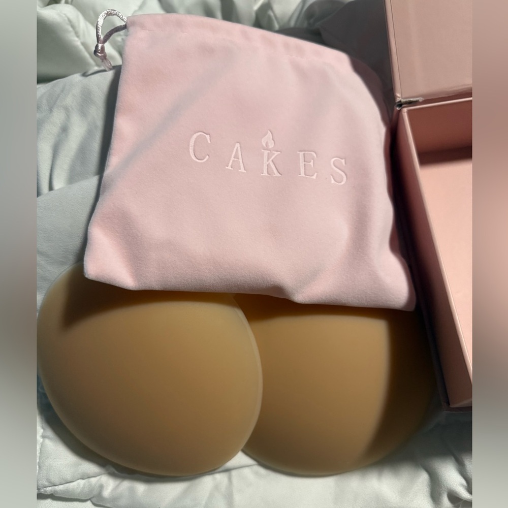Cakes+ Honey color